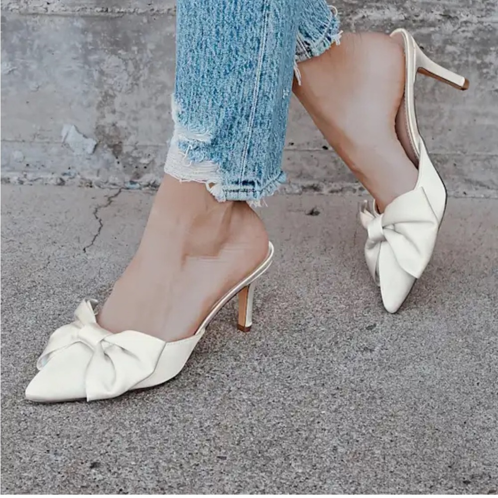 Lulu's Satin Bow Heels - cream/white